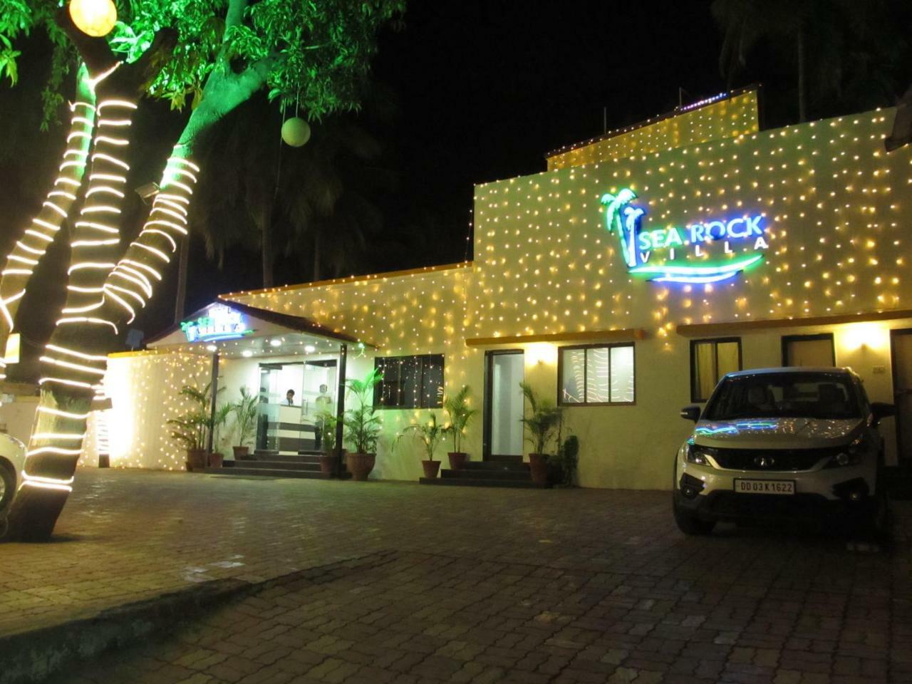 Hotel Sea Rock Villa Daman Exterior foto
